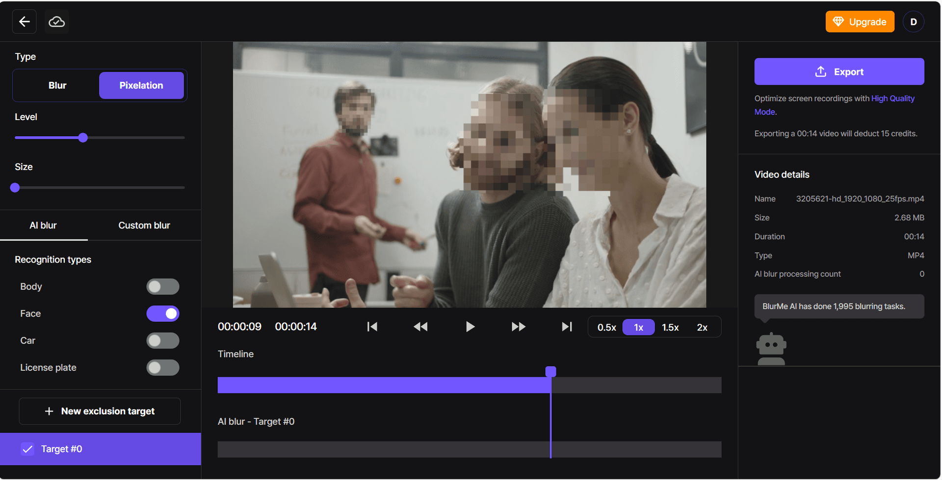 Captura de pantalla de una cara pixelada en un video con configuraciones de intensidad de píxeles visibles
